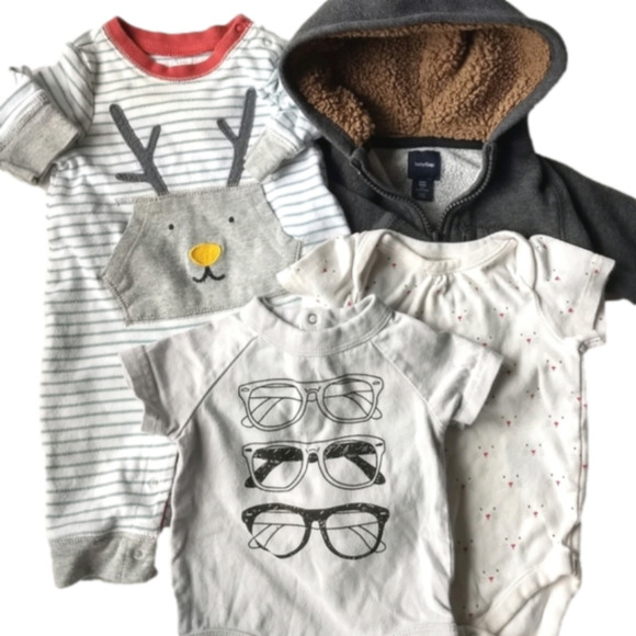 Baby Gap 4 Piece Baby Bundle * Size 0-3M - Picture 1 of 11